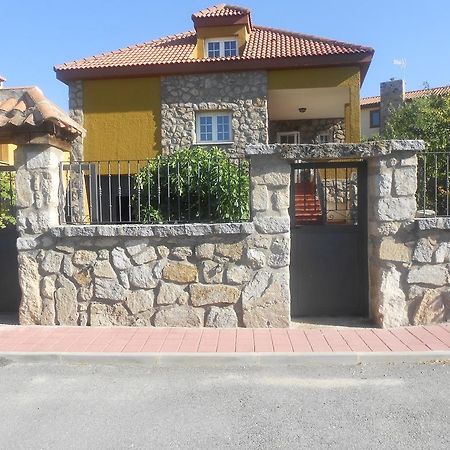 En Casa De Carlos Ortigosa del Monte Exteriér fotografie
