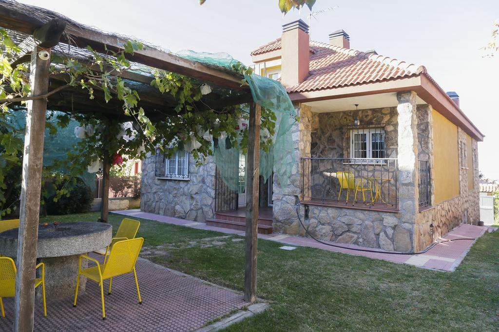 En Casa De Carlos Ortigosa del Monte Exteriér fotografie
