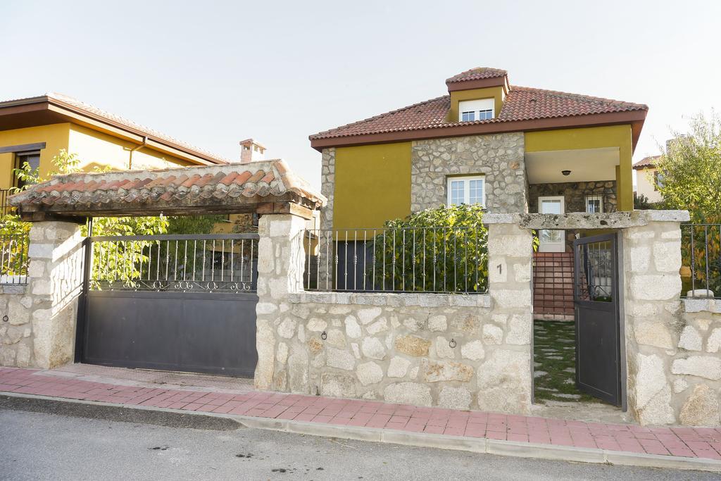 En Casa De Carlos Ortigosa del Monte Exteriér fotografie