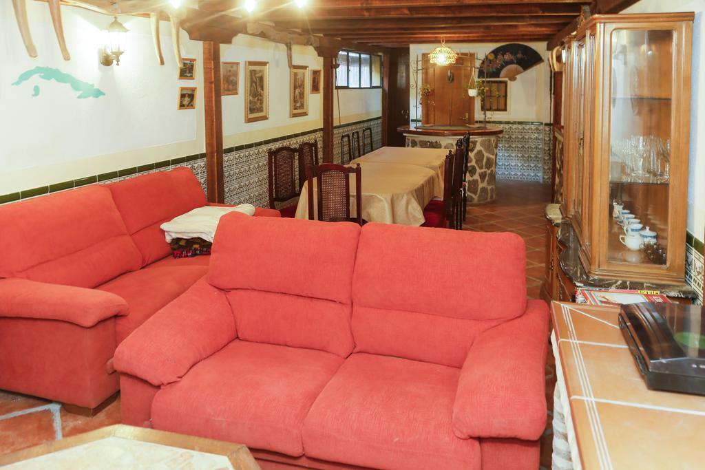 En Casa De Carlos Ortigosa del Monte Exteriér fotografie