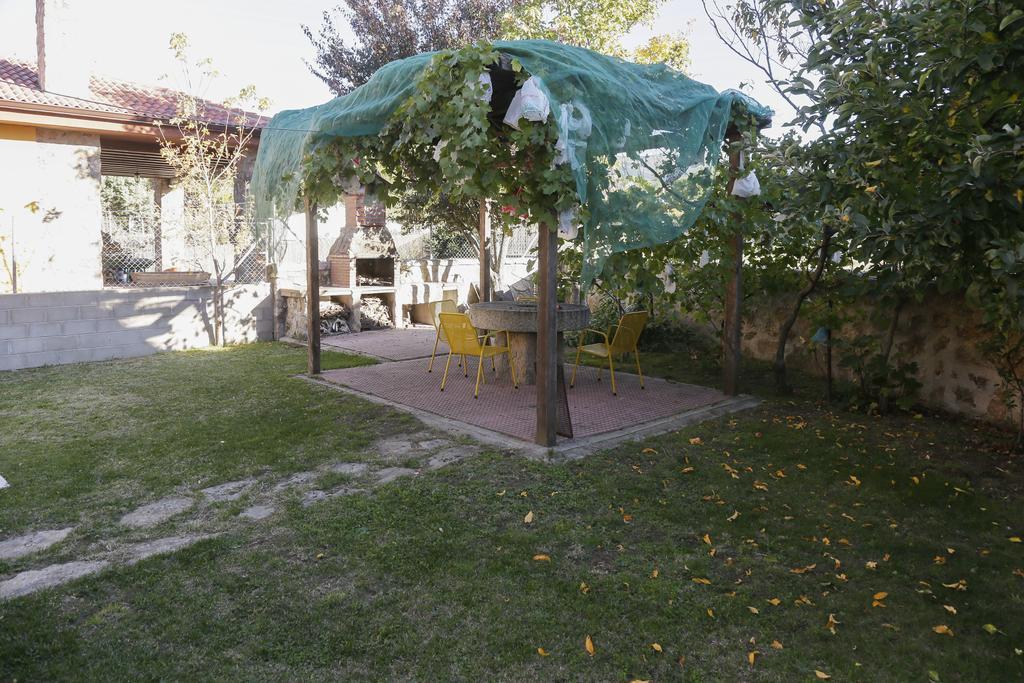 En Casa De Carlos Ortigosa del Monte Exteriér fotografie