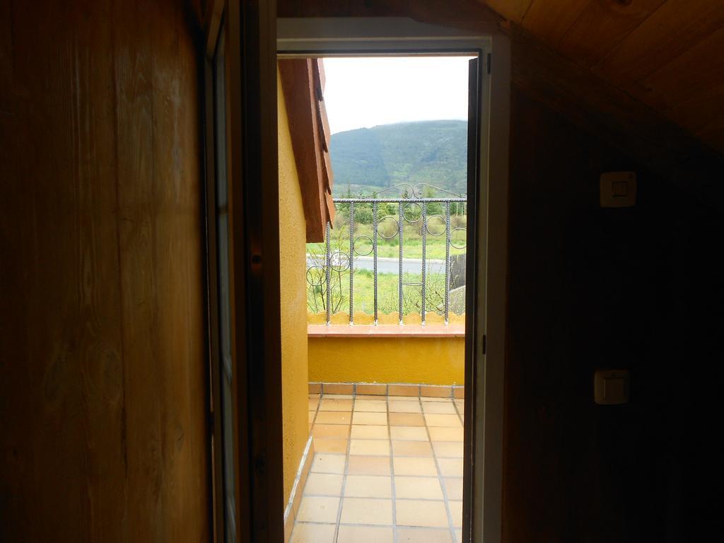 En Casa De Carlos Ortigosa del Monte Exteriér fotografie